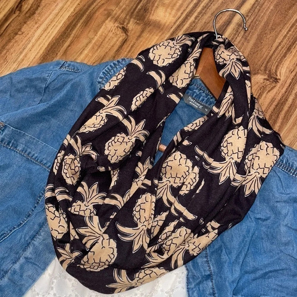 Simply Southern women’s scarf Infinity  pineapple accessory navy tan accessory - Picture 1 of 5